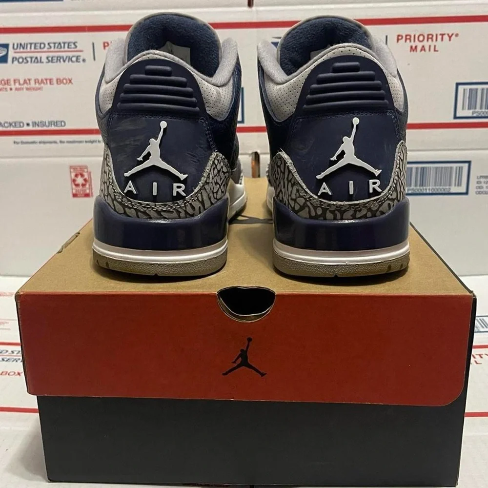 Nike Air Jordan 3 Retro “Georgetown” 2021 streetwear hype shoe sneakers